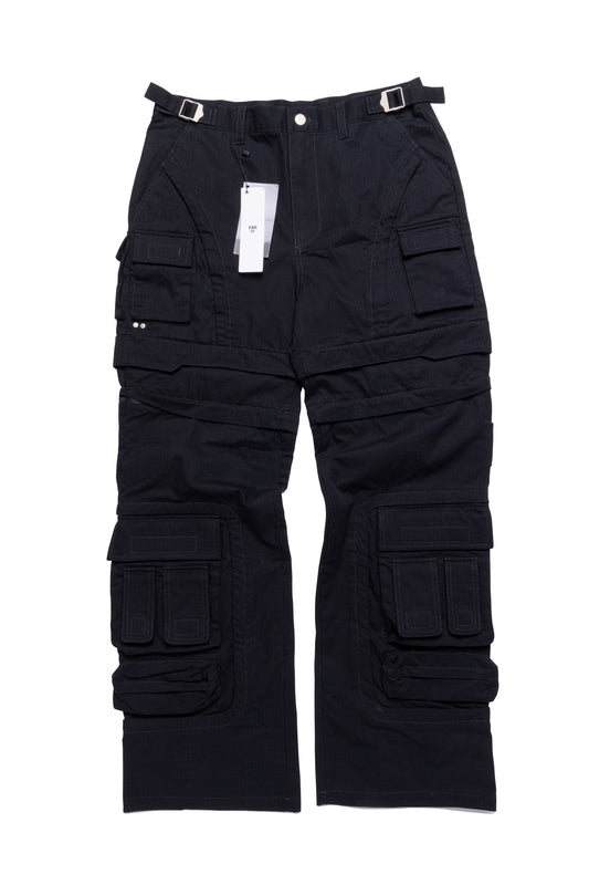 FAR Archive Removable Cargo Parka 2 in 1 Pants - Xia Office
