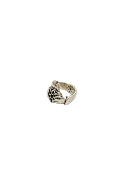 Good Art Hlywd Claddagh Ring